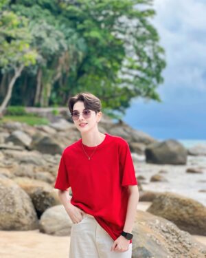An Ji Instagram - ปัดขวา…ระวังเจอสุดหล่อนะคั้บ❤️🤣 #แองจี้ #แองจี้อาริษา