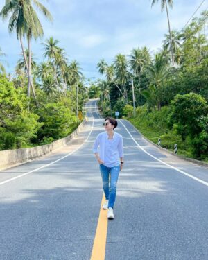 An Ji Instagram - road•walk•nature☁️🤍