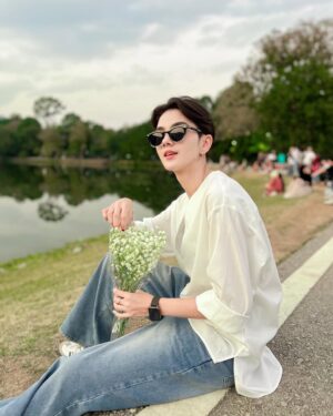 An Ji Instagram - เธอคั้บบ…เมษาแล้ว เมใจให้เรายังงอ่าาา✨🫣