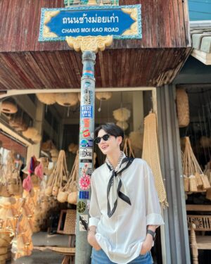 An Ji Instagram - เธอคั้บบ…เมษาแล้ว เมใจให้เรายังงอ่าาา✨🫣