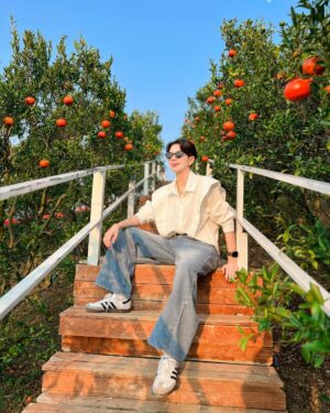 An Ji Instagram - ไม่ต้องชอบอะไรเหมือนเราก็ได้…แค่ชอบเราก็พอ~~•🍊🍁✨