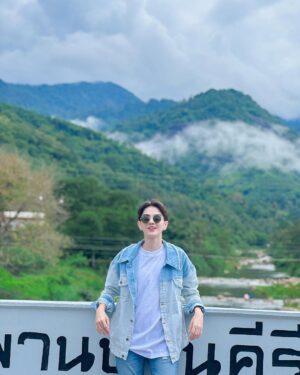 An Ji Instagram - mountain⛰️•foggy✨•me🤍