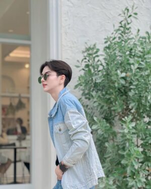 An Ji Instagram - mountain⛰️•foggy✨•me🤍