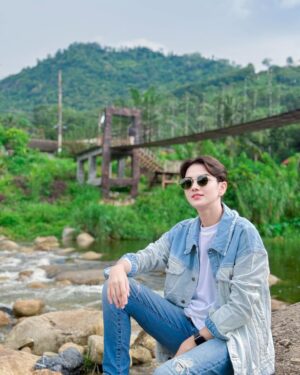 An Ji Instagram - mountain⛰️•foggy✨•me🤍