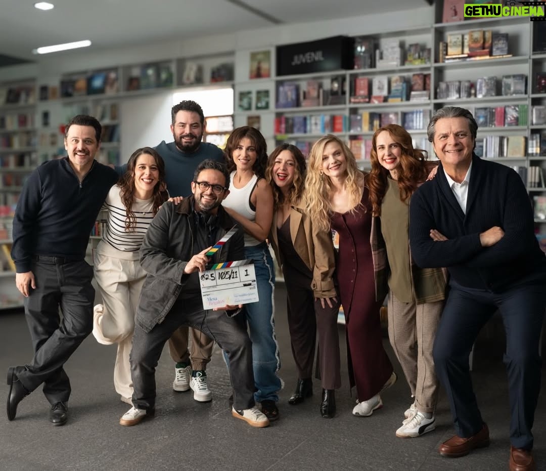 Ana Layevska - 4.1K Likes - Coming soon #mesaderegalos2  en @disneyplusla amo trabajar con gente tan increíble 🙌 @noe.santillan.lopez @cassandra_gsn @jose_eduardo92 @dibovioh @irancastillo @ariellopezpadilla7 @verobravoe @gustavoegelhaaf @themediaprostudio @pampafilms