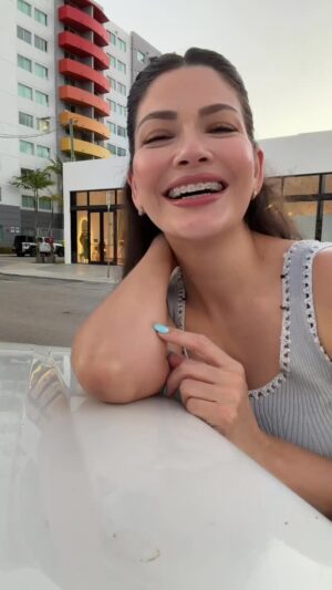 Ana Patricia Gámez Instagram - Mañana regreso a la 📺 los espero en @HoyDia por @Telemundo ❤️☀️ Gracias por sus lindos mensajes y buenos deseos 🙏🏼 que todo lo que me desean se regrese en bendiciones para ustedes y los suyos 🥹🫶🏼🙌🏼✨