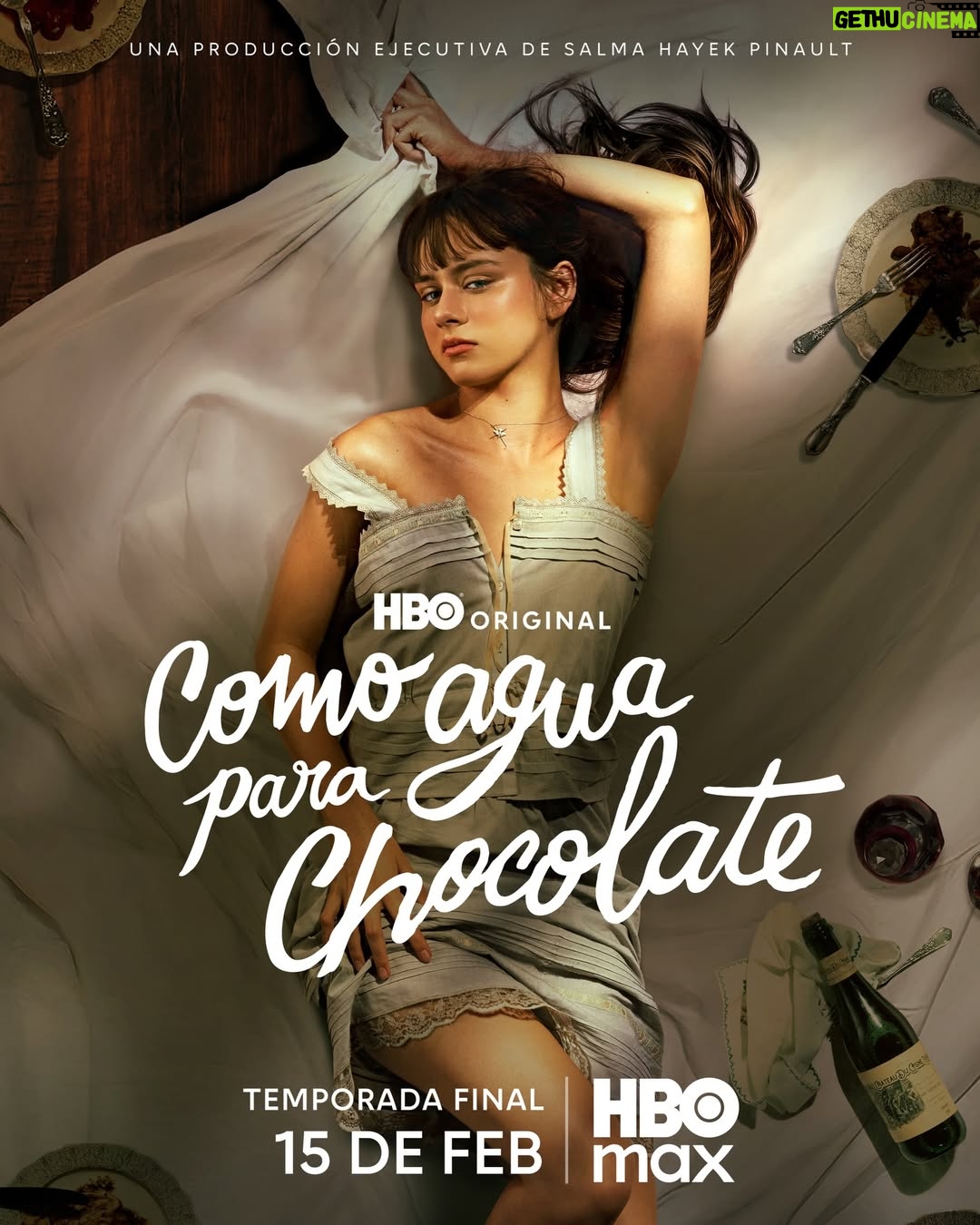 Ana Valeria Becerril - 34K Likes - Aterrizando en CDMX justo a tiempo para decir:

¡La última temporada de Como Agua para Chocolate, ya está disponible!

Un episodio por semana, Pa’ hacer corajes a gusto ❤️‍🔥

❤️‍🔥❤️‍🔥❤️‍🔥

Esta temporada fue un reto enorme pero también una gozadera gigante. No puedo estar más agradecida y orgullosa de todo el equipo ❤️‍🔥

Ahora sí, ¡déjense caer con todos sus piensos, que aquí aguantamos vara!

@hbomaxlat @endemolshinebd @talentontheroad