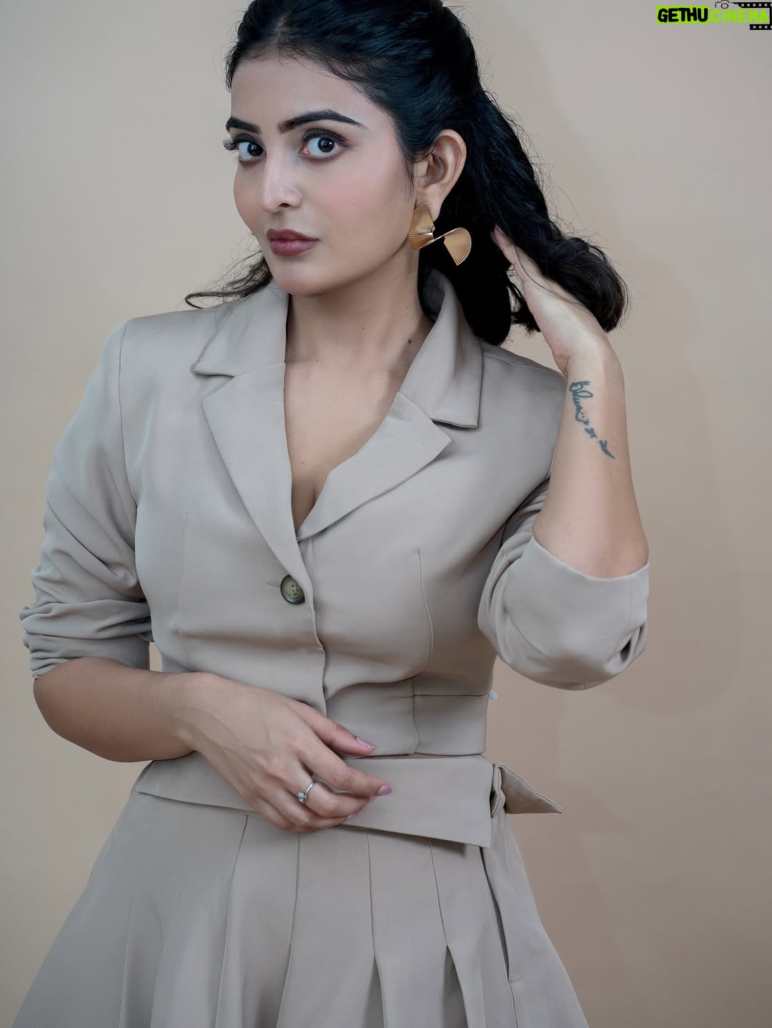 Ananya Nagalla - 153.9K Likes - Happy valentines day my loves❤️❤️❤️

#ananyanagalla