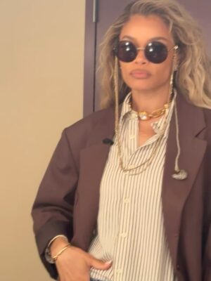 Andra Day Instagram - TY! @livekellyandmark for having us 🙏🏾🤎
New @wyclefjean @liltunechi otw 🔥
Sry lotta slides lol Last slide skinnn
Special thank u to @thefrankieshop & @flordemariacollection
Glam:
@therealwourivice
@porschefabulous
@iamhairbyhe