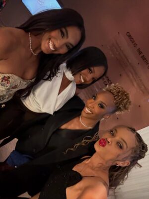Andra Day Instagram - Full circle moment! @armanibeauty luminous silk foundation was the first product @porschefabulous ever put on my face & I’ve been hooked ever since. A joy to be a part this celebration! Special thank you to my team, Armani Beauty and @scurtisbey 
love what ur doing, we see u we honor u 🙏🏾🥰 
#LUMINOUSSILK
#ARMANIBEAUTYPARTNER

📸: 
@cibellelevy
@stefaniekeenan
@quasarmedia