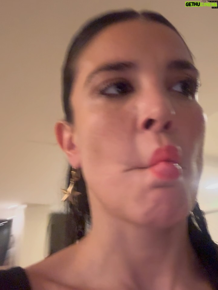 Andrea Rincón - 25.1K Likes - En el paraíso con los que amo… que más puedo pedir??? Gracias Totales!!! 🙌🏻🙌🏻