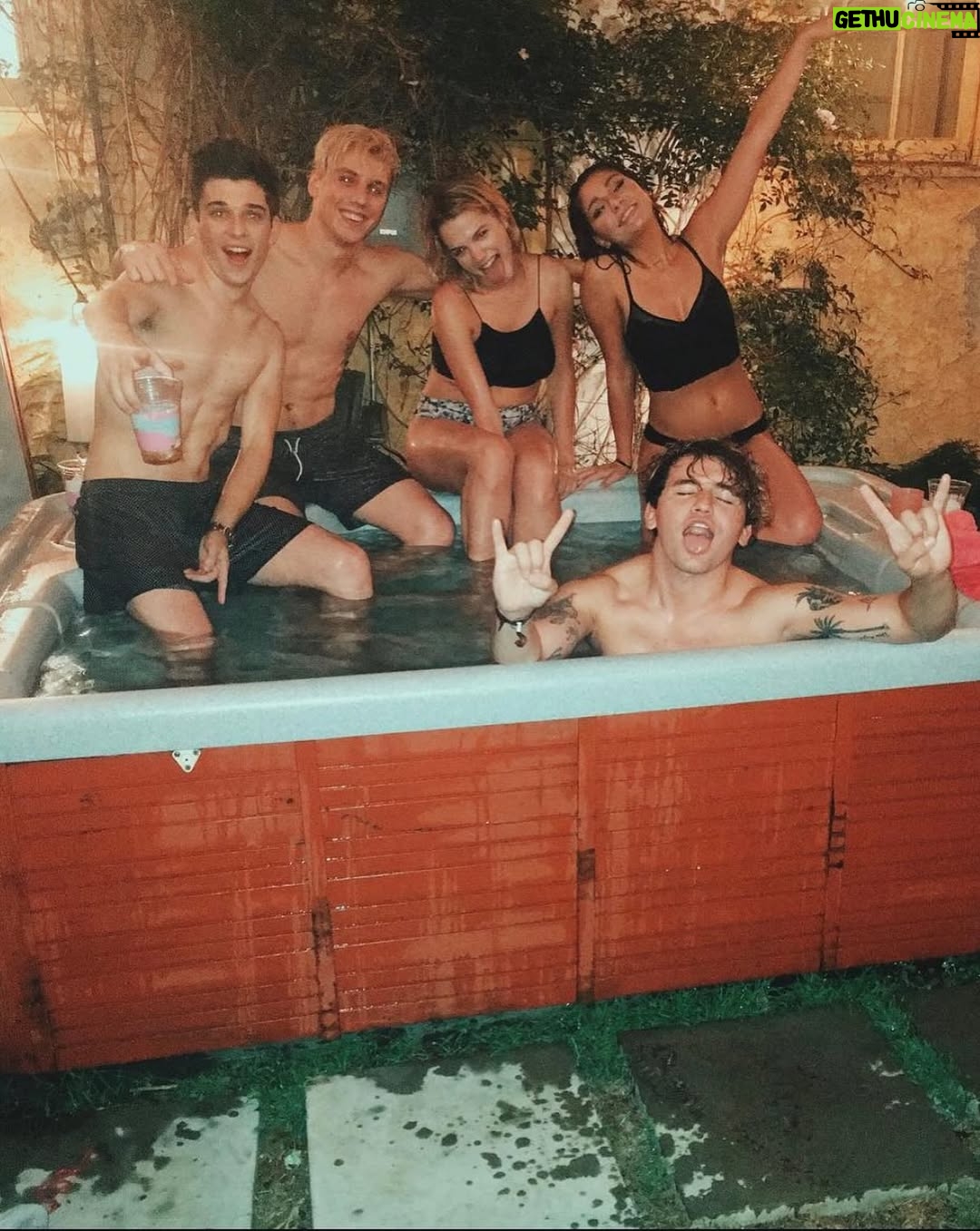 Andrea Russett - 105.6K Likes - somebody say 2016….? 🫦 (sorry for the blondrea jump scare)