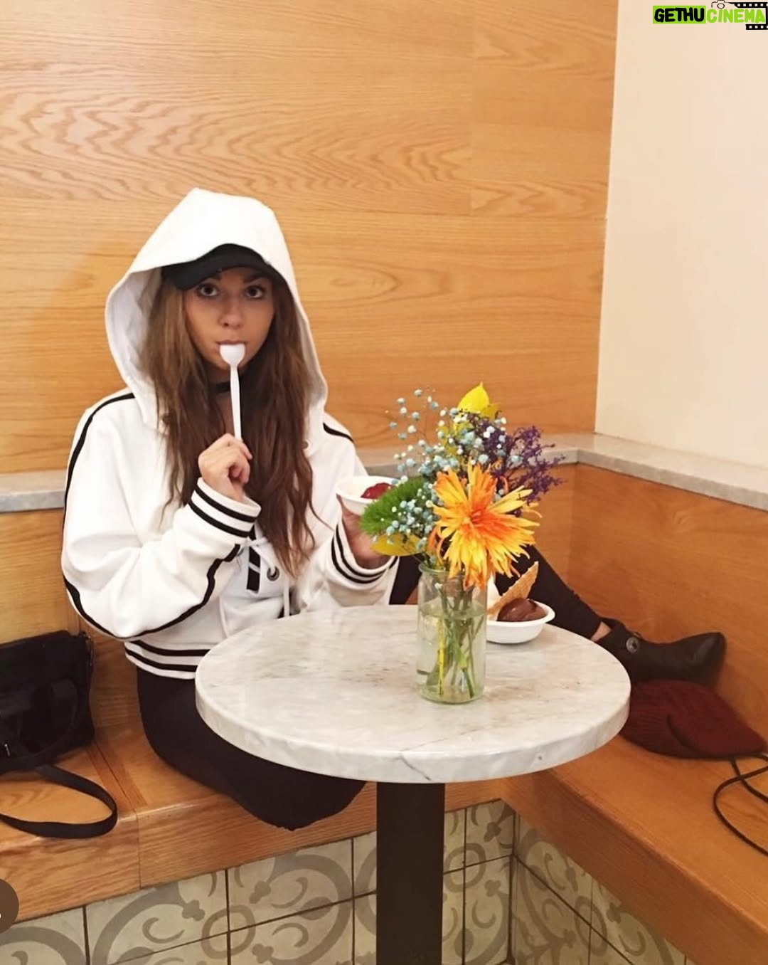 Andrea Russett - 105.6K Likes - somebody say 2016….? 🫦 (sorry for the blondrea jump scare)