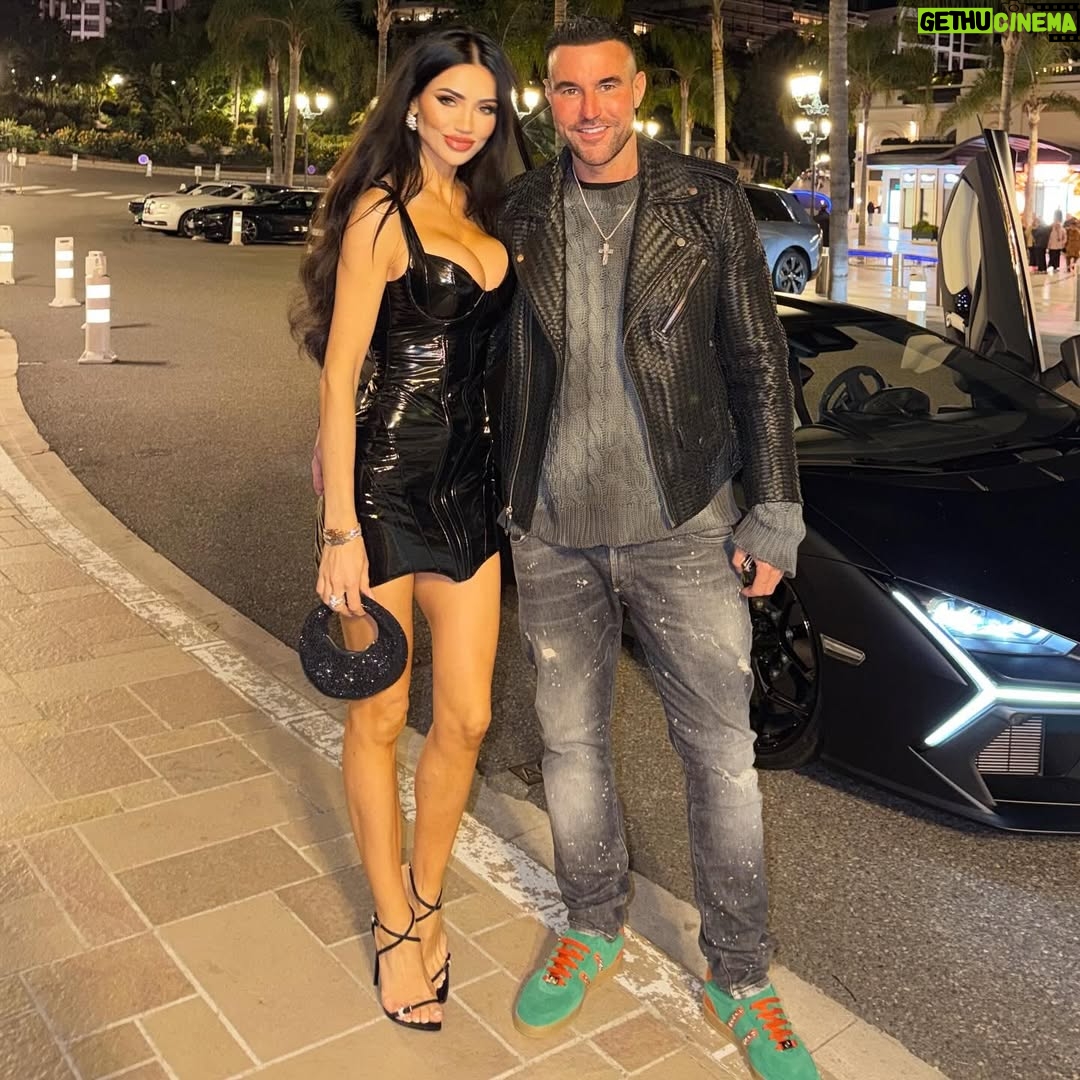 Andreea Sasu - 5.3K Likes - Forever choosing you 🤍