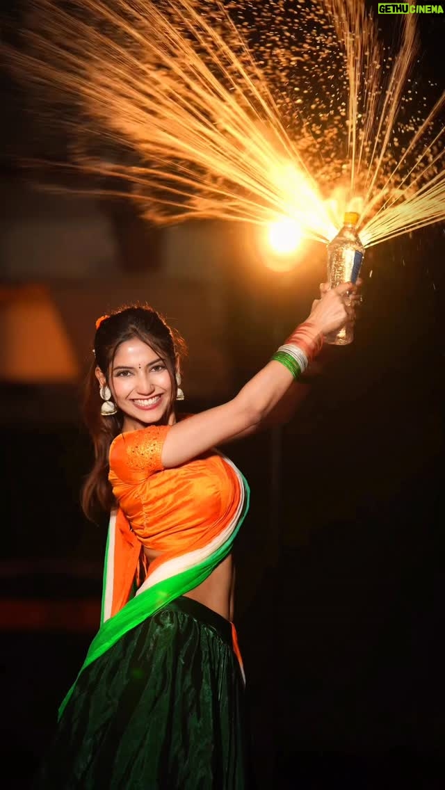 Angel Rai - 0.9 Million Likes - Happy republic day dosto 🫶🏻🇮🇳🥰 

#angelrai #republic #day #india #trending