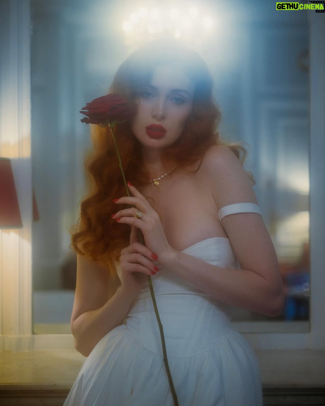 Angelina Michelle - 69.5K Likes - 𝘉𝘶𝘵𝘵𝘦𝘳𝘧𝘭𝘪𝘦𝘴 𝘭𝘪𝘵𝘦𝘳𝘢𝘭𝘭𝘺 𝘥𝘦𝘷𝘰𝘶𝘳 𝘮𝘦 𝘧𝘳𝘰𝘮 𝘵𝘩𝘦 𝘪𝘯𝘴𝘪𝘥𝘦 𓇢𓆸

@_iamhugo