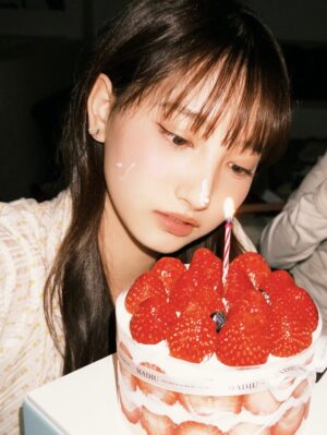 Anita Tsai Instagram - 𐙚˙⋆.˚ 𝐂𝐡𝐚𝐩𝐭𝐞𝐫 𝟏𝟗 𝐛𝐞𝐠𝐢𝐧𝐬·
特別的生日回憶,謝謝我的家人們❤️