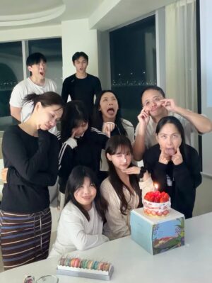 Anita Tsai Instagram - 𐙚˙⋆.˚ 𝐂𝐡𝐚𝐩𝐭𝐞𝐫 𝟏𝟗 𝐛𝐞𝐠𝐢𝐧𝐬·
特別的生日回憶,謝謝我的家人們❤️