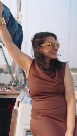 Ankita Shrivastav Instagram - 7 swimming lessons, zero survival instincts, one boat ride from Gateway of India and my only plan was to die looking cute. 🫠 Thanks to the vivo X300 with fab the AI storyboard feature that made me forget my fear and captured me ALIVE!❤️

Go get yours now on vivo.com/in

@vivo_india

#vivo #vivox300series #zeissimagegofurther #gointothewild