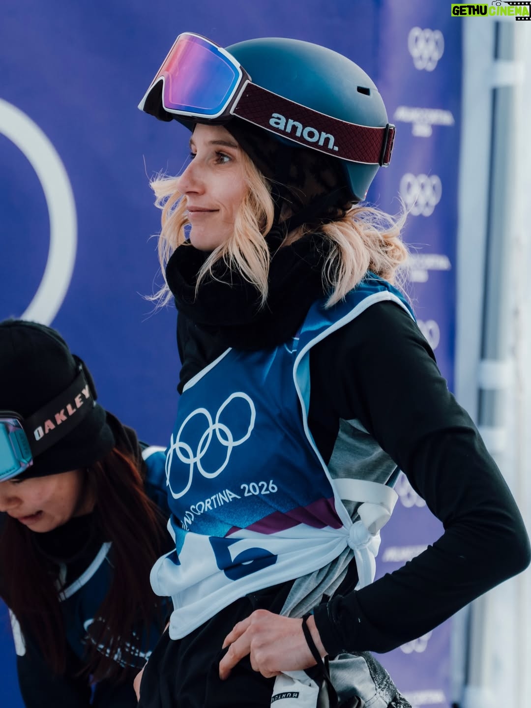 Anna Gasser - 52.8K Likes - Cheers to never ever having to tape my pants again  to try to make it over jumps 🥂🫡

Today was hard and I felt like I had no chance on this course with massive speed problems . 

Congrats to the girls that made it work. 🙏💫♥️