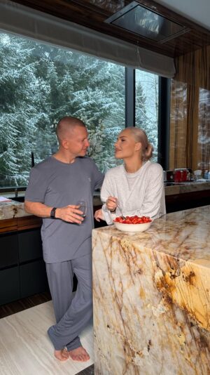 Anna Ivanova Instagram - Ответ настоящей хозяюшки под конец декабря 🤣🤣🥰🥰
