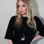 Annabelle Wallis