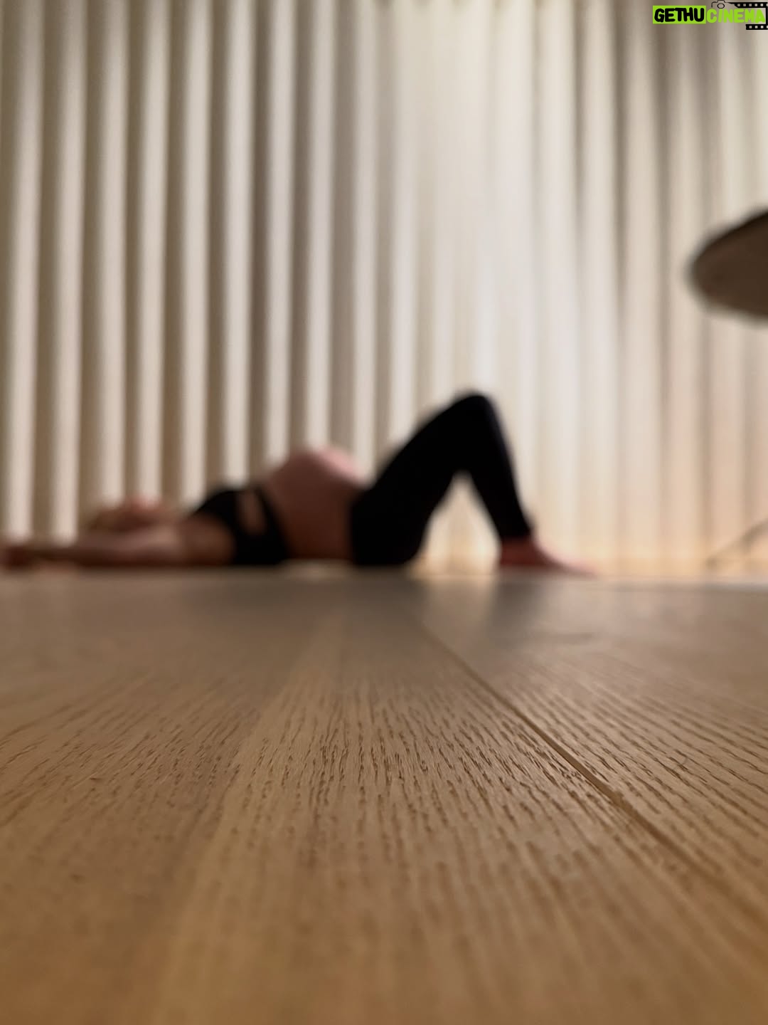 Anníe Mist Þórisdóttir - 16.5K Likes - Less then a week ❤️ 

Normally I feel independent, strong and capable - this is the most fatigued I have felt in any of my pregnancy’s….

I am strong and fit and haven’t felt like this before, heartburn, fatigue, cramps, contractions and HEAVY to even just walk around for too long…. It’s h ard dancing with my kids in the evenings and I can’t throw them around…. 🥺

This is the final week - it’s ok 🫶 my little one just needs me to slow it all down a little more and I have to listen

I am emotional, grateful, excited

#love #pregnant #momof3kids #strong