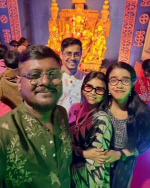 Antara Naina Roy Majumder Instagram - 👀 সরস্বতী বানান ঠিক আছে তো?