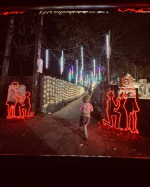 Antara Naina Roy Majumder Instagram - 👀 সরস্বতী বানান ঠিক আছে তো?