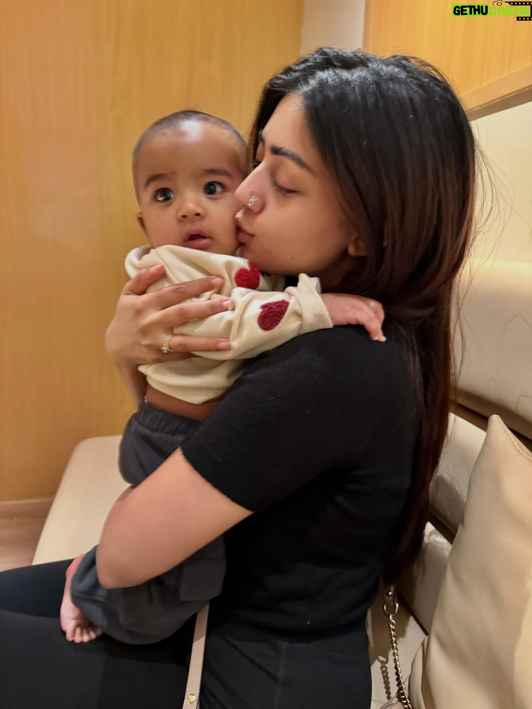 Anu Emmanuel - 224.1K Likes - A lil visitor came over yesterday ♥️ Baby smell > everything