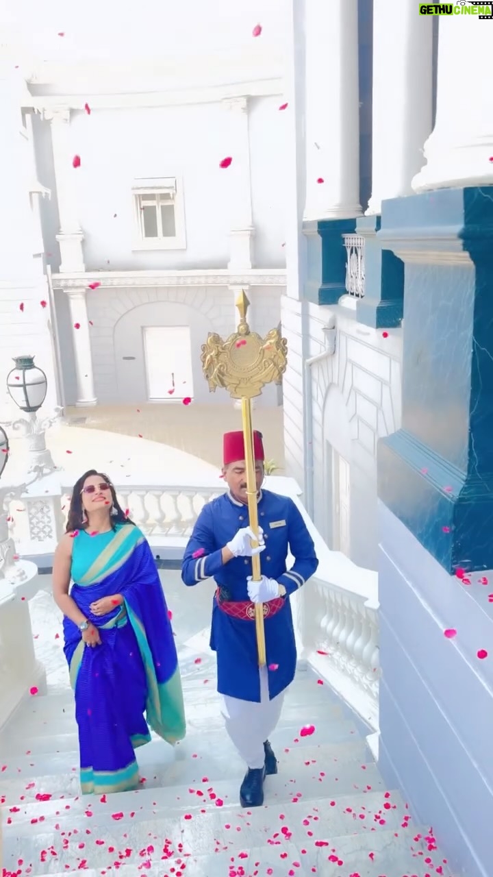Anusha Rai - 87.9K Likes - Princess 💍
.
.
#anusharai #trending #saree #princess #palace