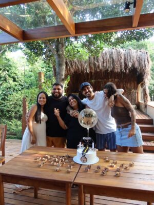 Any Borges Instagram - Meu amor, feliz aniversário! 🤍

Eu desejo que todos os seus dias sejam abençoados, cheios de coisas boas, de paz, saúde e conquistas. Mas, principalmente, que esse novo ciclo seja um tempo de renovação… de novos começos, novas oportunidades e ainda mais motivos para sorrir.

Que Deus ilumine cada passo seu, fortaleça seus sonhos e te conduza sempre pelo melhor caminho. Eu sou muito grata por ter você ao meu lado e por poder viver a vida com você.

Conte sempre comigo. Te amo e tenho muito orgulho de você.
