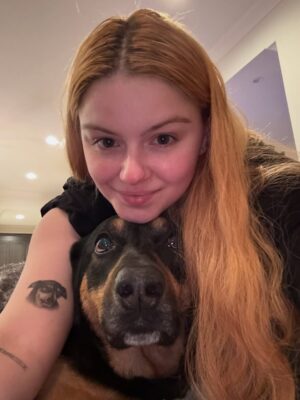 Ariel Winter Instagram - It’s taken me a bit for me to share this because I truly can’t handle the fact that I’ve lost her. I haven’t even wanted to talk about it with my therapist, let alone anyone else because it makes it real and then I can’t avoid the pain, but she was loved by so many and I feel it’s time. The love of my life, my best friend, my soul dog, my first rescue…the one who ignited that purpose and passion within me, my beautiful, sweet, special Chloe girl… crossed the rainbow bridge on the 6th. She passed peacefully in my arms while I told her how much I loved her, how much of a special girl she was and that it was okay…after the vet made her comfy and we spent some time together. She apparently had a very quick, aggressive form of cancer that typically only shows symptoms when it’s too late. She had just had her physical, dental, an extra check up because she just had a little BUMP that ended up being benign…everything and yet…💔 

I rescued Chloe in the summer of 2016. I was set on rescuing so I contacted a shepherd rescue in DTLA. I emailed back and forth for awhile with the lovely human who matched me with my angel, Maria Wagner @wag_tales, and she told me to wait to rescue until I was settled into my place before adopting. Once I was, I called her and she told me they had just brought in a stray that she thought I’d connect with. I drove over, set on adopting her without even meeting her. Once I did though, and looked into her eyes, I felt a connection I’d never felt before and one I knew I never wanted to live without. I know some people won’t get it, and that’s okay. We had a soul bond. We understood each other. I don’t think there are words that could articulate what Chloe meant to me. She healed so much in me, and taught me things I’ll carry with me forever. I needed her just as much as she needed me. I left there that day with one of the most important relationships I’d ever have. An unconditional love that changed my life. 
(cont in comments)