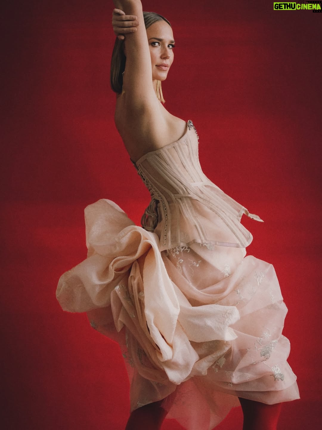 Arielle Kebbel - 3 Likes - Grateful to play dress up and dance around a studio in NYC w/ you @numero_netherlands ❤️ 

Thank you pr: @vision.pr 
photography: @madisonaycoth
styling: @rowainee
makeup: @gitabass @thewallgroup
hair:  @timothyalyward @thewallgroup
production: @madisonaycoth
styling assistants:  @be4everything @poison_pixi3
editor:  @timiletonja
editorial director and interview:  @janaletonja

@marshalscbs 
@cbstv @paramountplus 

#marshals #nyc #numeronetherlands