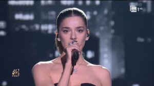 Arilena Ara Instagram - Jo vetëm një Natë Nostalgjike në Fest 64, performanca emocionuese e Arilena Arës nis festën muzikore në Festivalin e Këngës

#rtsh #fest64