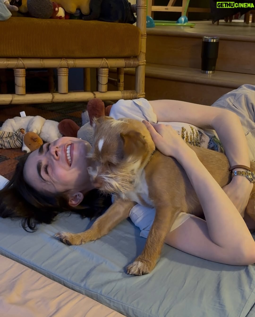 Ashley Park - 692.3K Likes - auntie ash reporting for duty 🫡🥰🇬🇧 
quality cuddles and fish pies @lilyjcollins @charliemcdowell