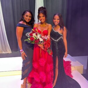 Asya Branch Instagram - 👑Miss Michigan USA 

Thank you to @procprod for inviting me to host @missmiusa - what a fun night! Congratulations to Michele and Eliy, I’m wishing you a fun and successful reign!
 
Shout out to @teamflawless.co - @makingfacesxkatie the makeup is giving everythingggg and @alteamflawless slayed my hair, I never knew I could pull off such sleek hair!! ✨

And also to @henriscloud9 - you guys are the best! Thank you for making me feel and look fabulous ✨☁️