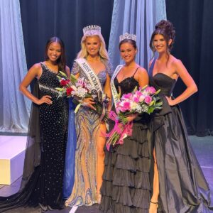 Asya Branch Instagram - 👑Miss Michigan USA 

Thank you to @procprod for inviting me to host @missmiusa - what a fun night! Congratulations to Michele and Eliy, I’m wishing you a fun and successful reign!
 
Shout out to @teamflawless.co - @makingfacesxkatie the makeup is giving everythingggg and @alteamflawless slayed my hair, I never knew I could pull off such sleek hair!! ✨

And also to @henriscloud9 - you guys are the best! Thank you for making me feel and look fabulous ✨☁️