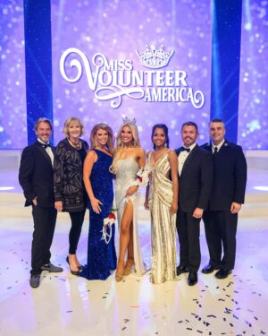 Asya Branch Instagram - What a great week judging Miss Volunteer America 👑