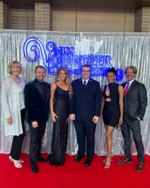 Asya Branch Instagram - What a great week judging Miss Volunteer America 👑