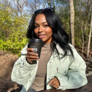 Asya Branch Instagram - hello, november 🍂☕️