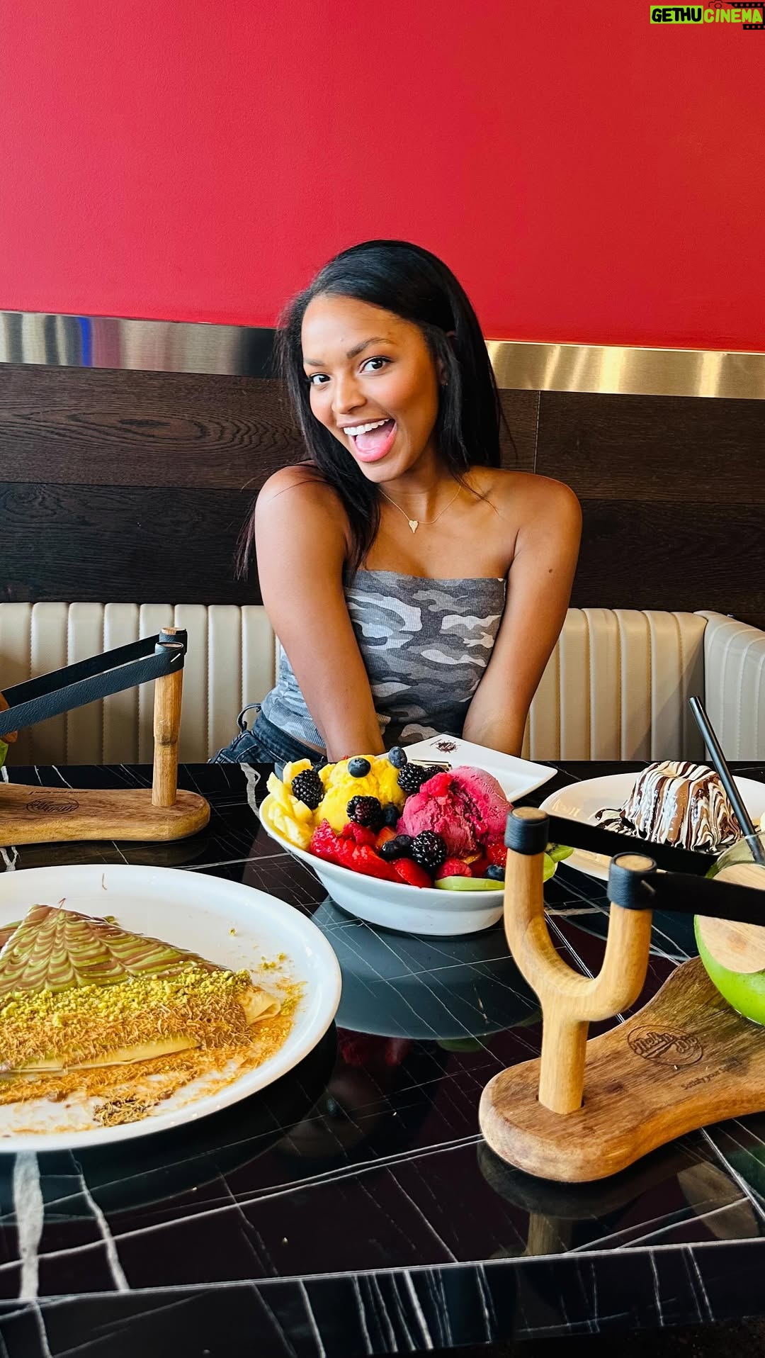 Asya Branch - 3 Likes - Chocolate is my love language 🤎🍫 Indulging in this chocolate goodness at @meltndip.westbloomfield 😋😍

What are your thoughts on the Dubai Chocolate bar? #dubaichocolate