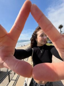 Actress Aubrey Anderson-Emmons HD Photos and Wallpapers March 2026