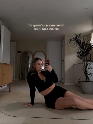 Aurélie Van Daelen Instagram - La force/se sentir forte ne veut pas dire la même chose pour tous.
Pour moi, elle passe par l’équilibre, la discipline, le dépassement de soi : bouger mon corps, nourrir mon esprit, ralentir quand il le faut.

Et surtout me sentir en sécurité et rappeler que nous avons toutes notre place à la salle.
@basicfit_be