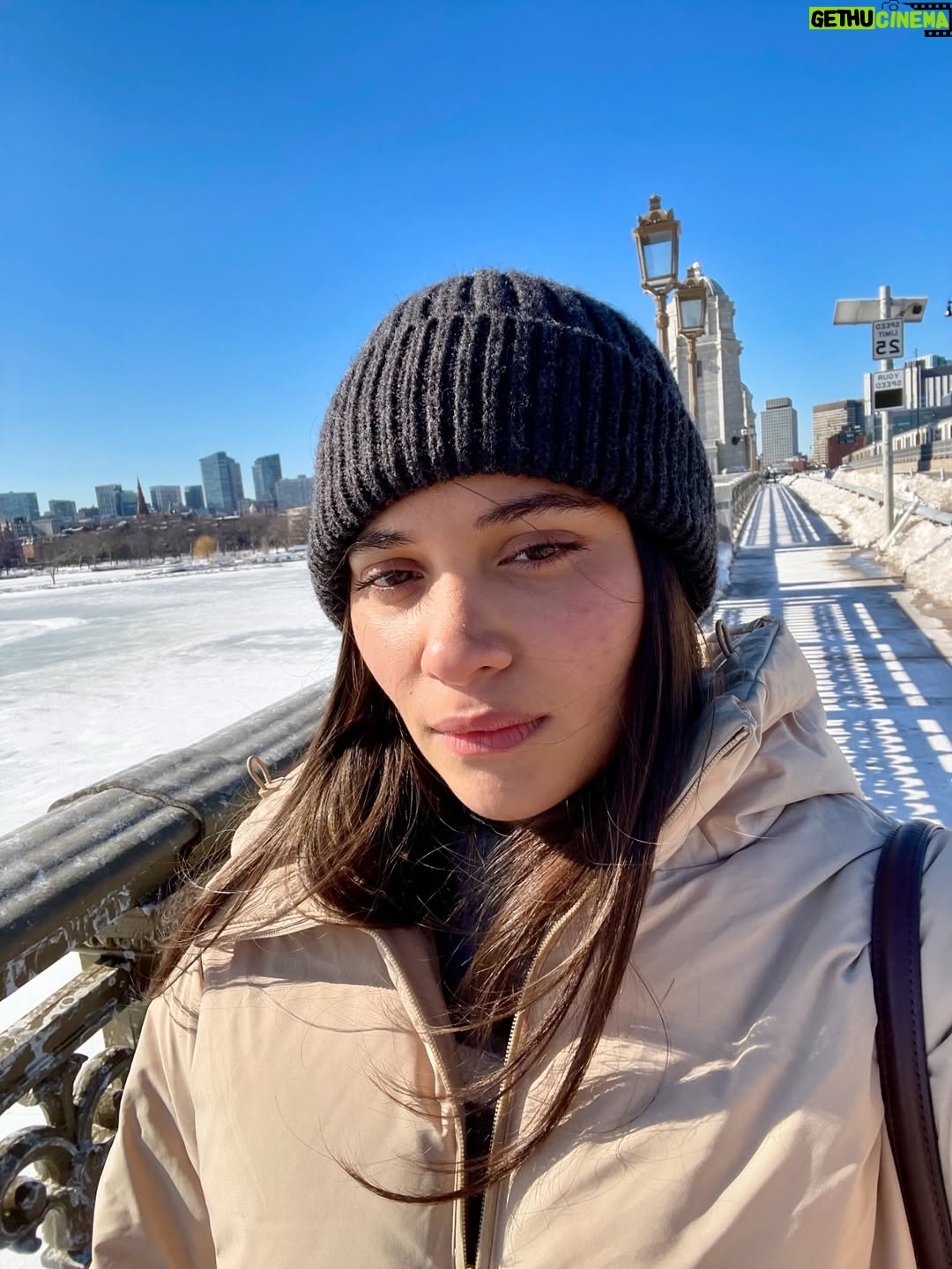 Aurora Ribero - 13.7K Likes - Buncha selfiess