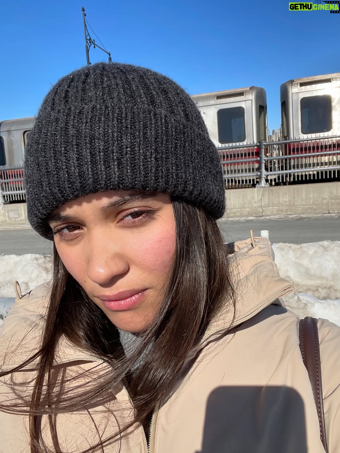 Aurora Ribero - 13.7K Likes - Buncha selfiess