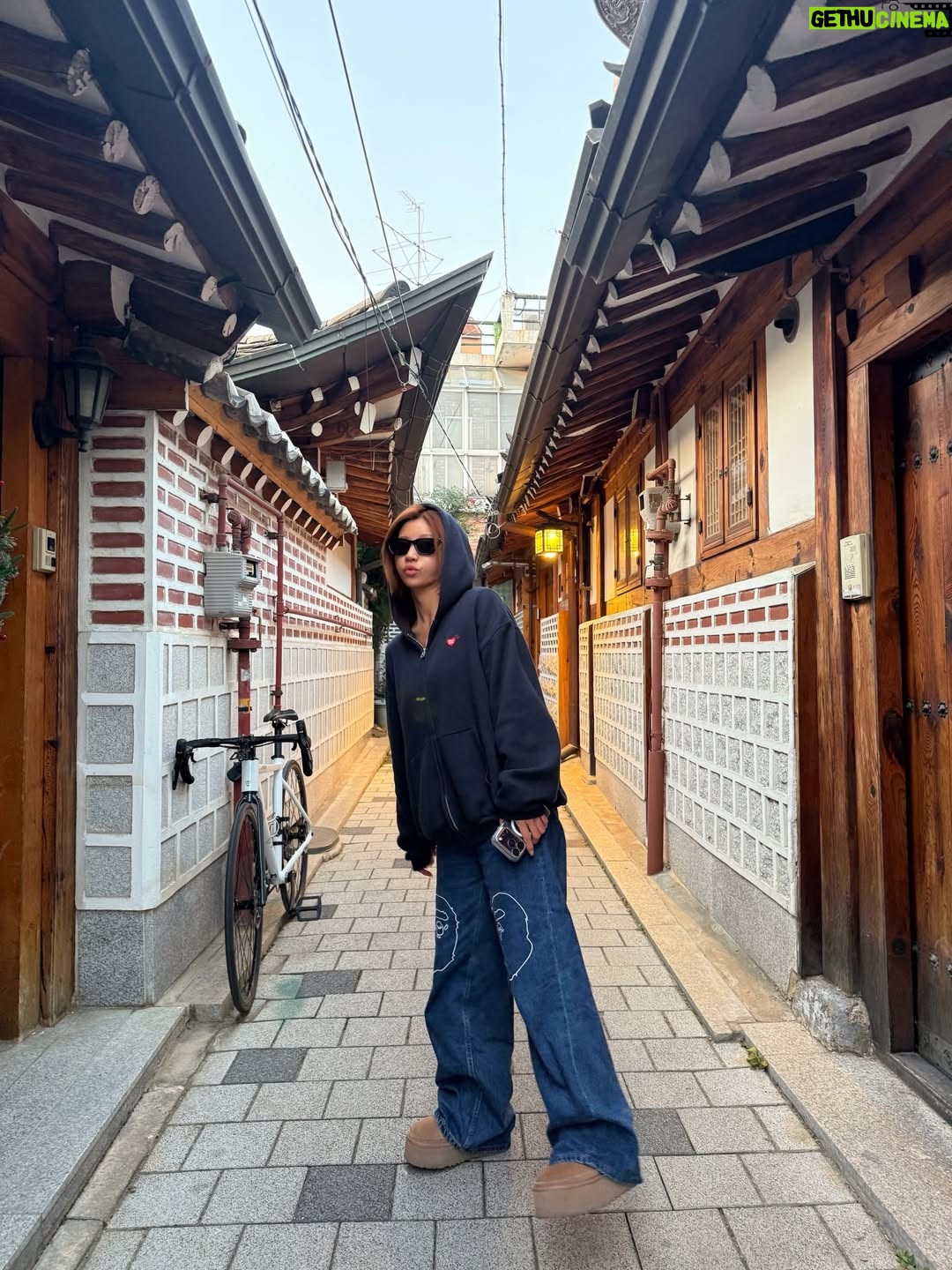 Aya Hazuki - 3 Likes - .
.

in Korea 🇰🇷

帰るまであと何食しか食べれない…
もっと大きな胃袋があったらいいのに…
ってずっと考えてたフードファイト旅

.
.
#korea #japanesegirl