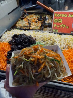 Aya Hazuki Instagram - .
.
in Korea 🇰🇷
帰るまであと何食しか食べれない…
もっと大きな胃袋があったらいいのに…
ってずっと考えてたフードファイト旅
.
.
#korea #japanesegirl