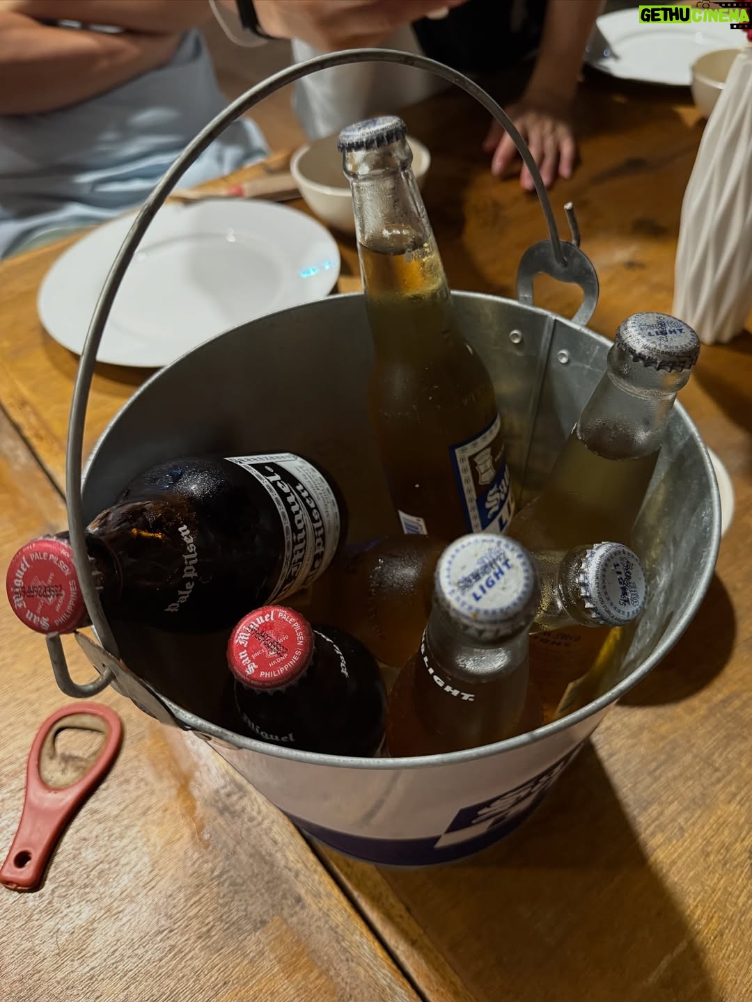 Aya Hazuki - 3 Likes - .
.

毎日スタッフさんたちと
みんなで一緒にたくさん食べて飲んで
ハッピーライフ🍺

太るの超イージーイージー🥰

.
.