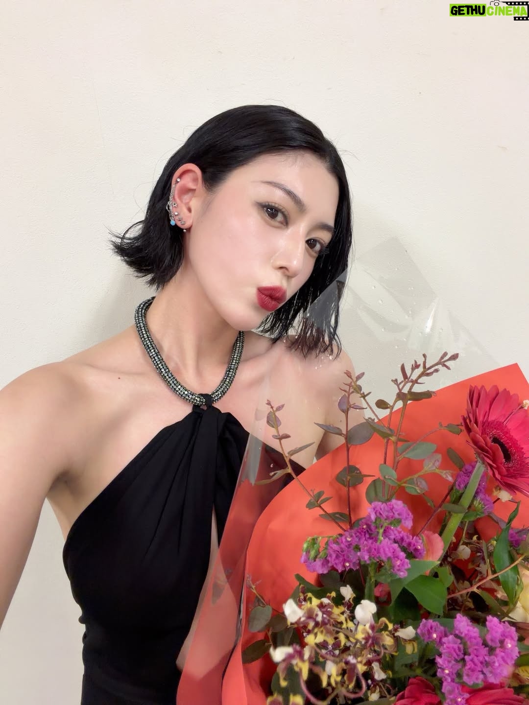 Ayaka Miyoshi - 138.9K Likes - 🐈‍⬛OTSUKARESAMADESHITA🐈‍⬛